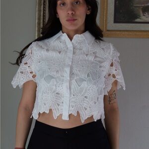 Rosa Clothing White Floral Lace Hollow Out Cropped Button Down Shirt